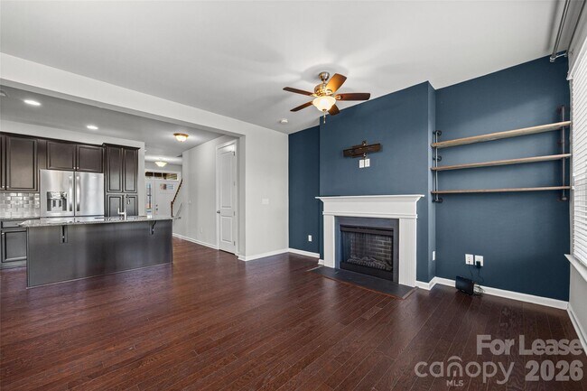 Foto del edificio - 827 Ayrshire Ave