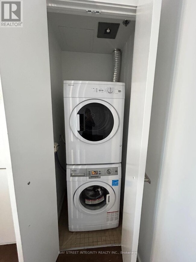 Photo du bâtiment - 5 St Joseph St