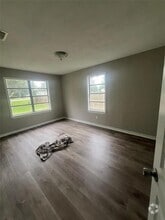 Building Photo - 1216 Gifford Rd