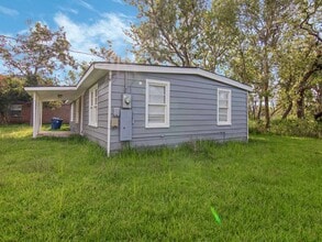 Building Photo - 152 Walnut Dr