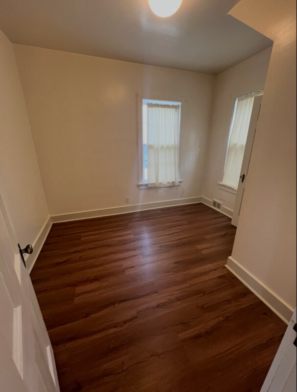 Foto del edificio - 426 E Benton St