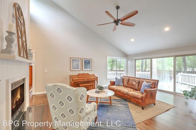 Building Photo - 3 br, 2.5 bath House - 15 Glenkirk Drive
