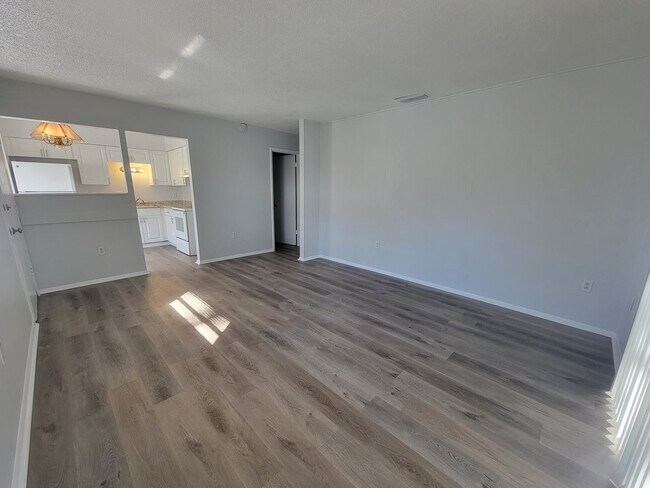 Foto del edificio - 1040 25th St