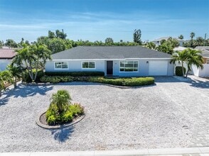 Building Photo - 104 24th St