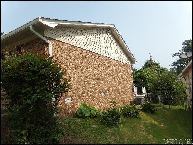 Building Photo - 801 Kierre Dr