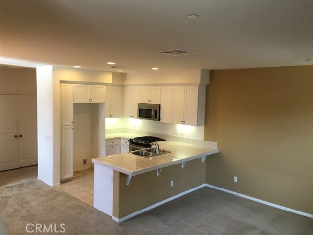 Building Photo - 221 Merlot Dr