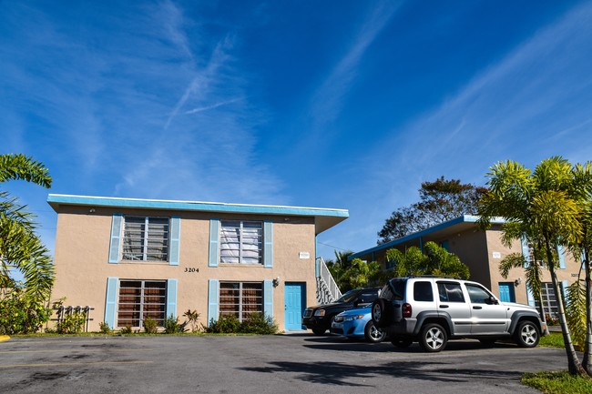 Foto del edificio - Louisiana Apartments