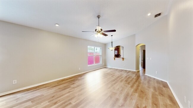 Foto del edificio - Move-in ready home in Tampa!