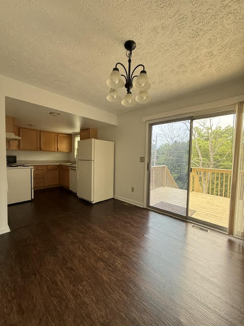 Foto del edificio - 3479 Sutherland Dr
