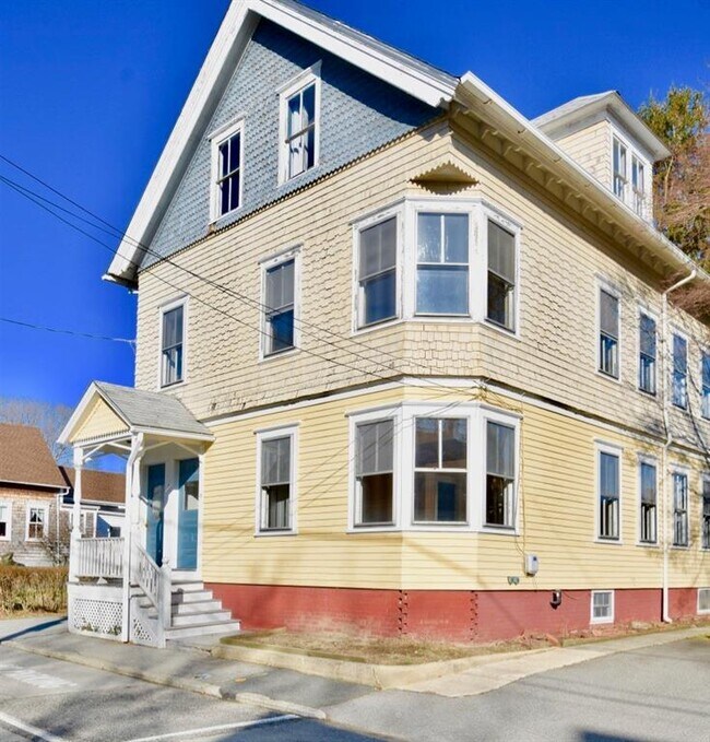 Building Photo - 8 Noyes Ave
