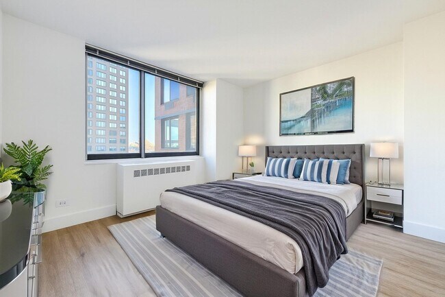 Foto del edificio - 1735 York Ave