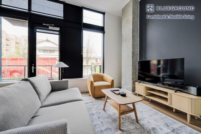 Foto del edificio - 2245 NW 56th St