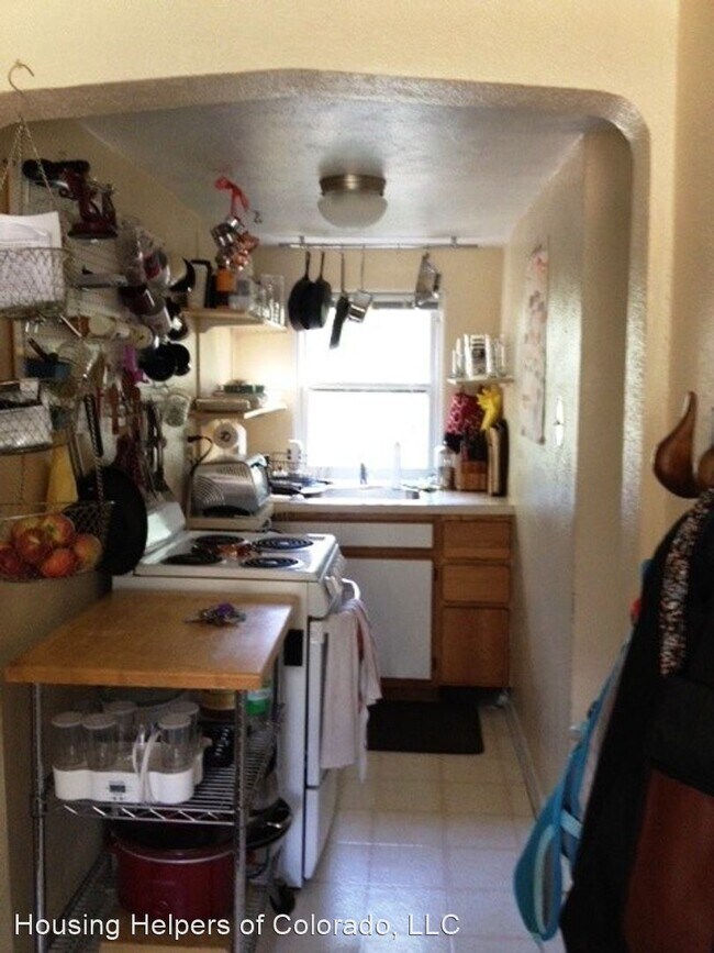 Foto del edificio - 1 br, 1 bath House - 934 8th Street #B