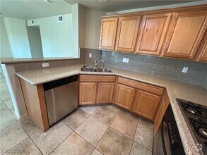 Building Photo - 11855 Portina Dr