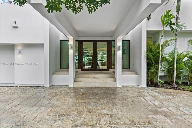 Foto del edificio - 945 Mariner Dr