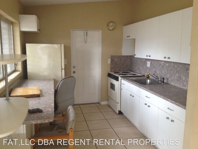 Foto del edificio - 2 br, 1 bath House - 834 NW 4 AVE