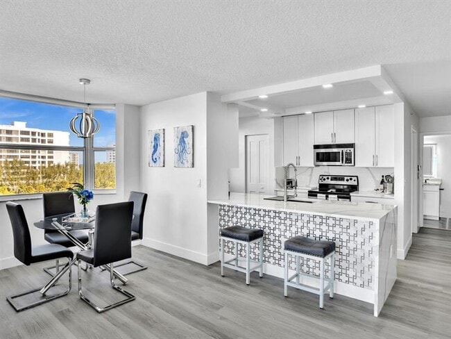 Foto del edificio - 3594 S Ocean Blvd