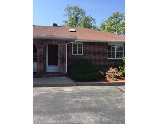 Primary Photo - 417 Brown St