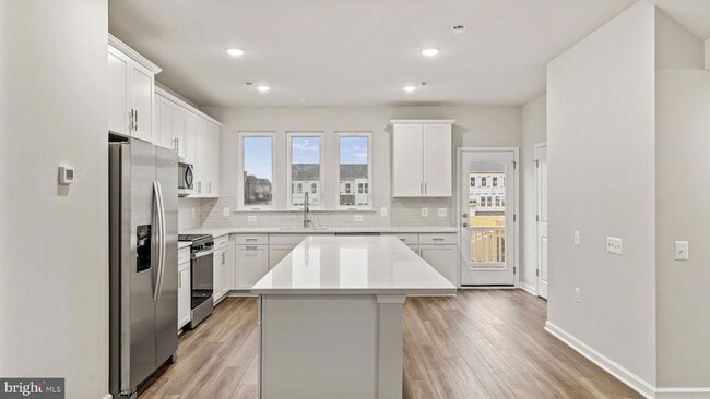 Foto del edificio - 15071 Jaxton Sq Ln