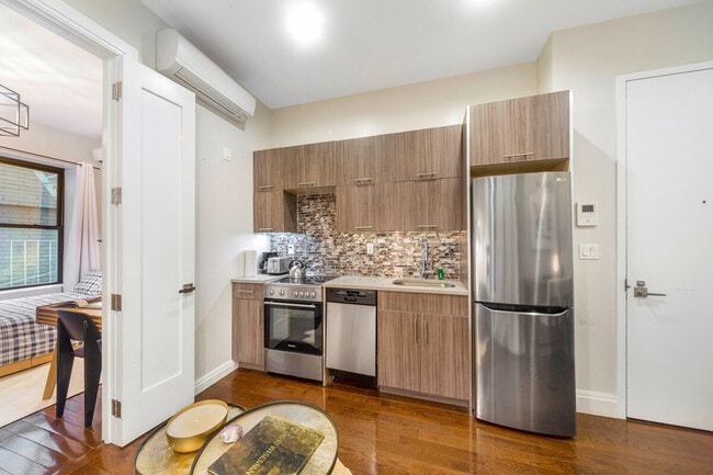 Foto del edificio - 420 E 62nd St
