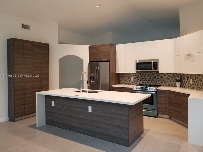 Foto del edificio - 10889 NW 58th Terrace