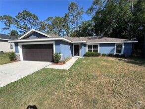Building Photo - 9995 N Sandree Dr