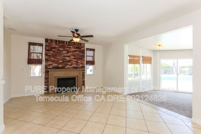 Building Photo - 39564 Highbury Dr