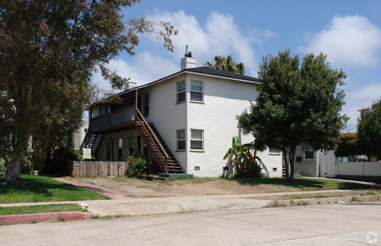 Main Building - 926-932 Emerald St