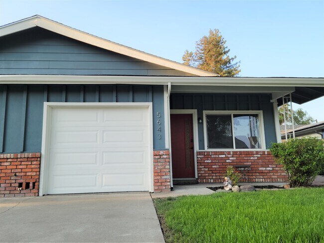Building Photo - 5643 Marlin Ct