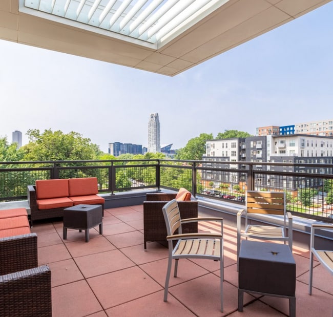 Foto del edificio - 1101 University Ave SE