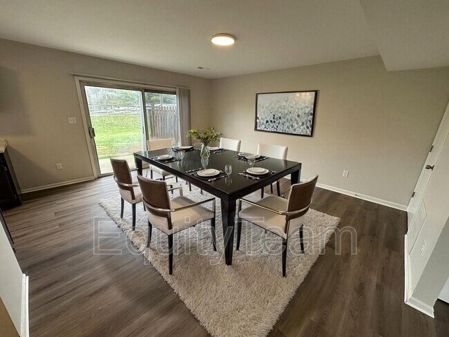 Building Photo - 2301 Old State Rte 32