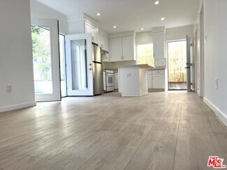 Building Photo - 506 Croft Ave