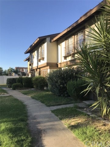 Primary Photo - 7855 Juniper Ave
