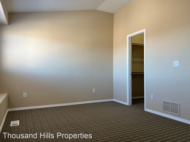 Building Photo - 3 br, 3 bath House - 7878 Antelope Valley ...