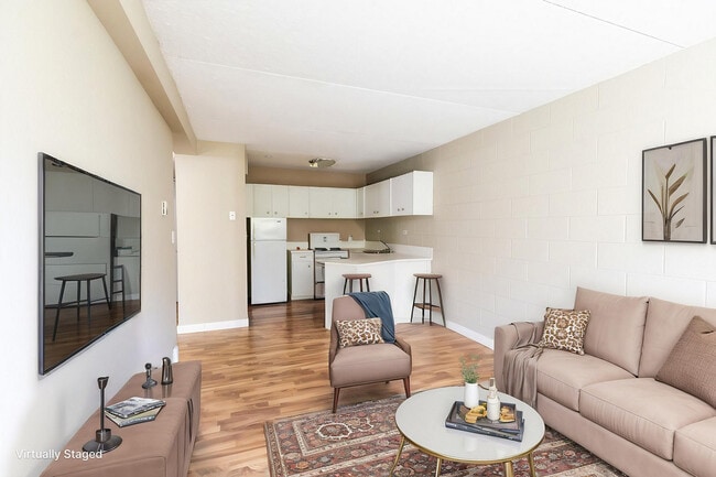 Building Photo - Penticton Sunburst Apartments