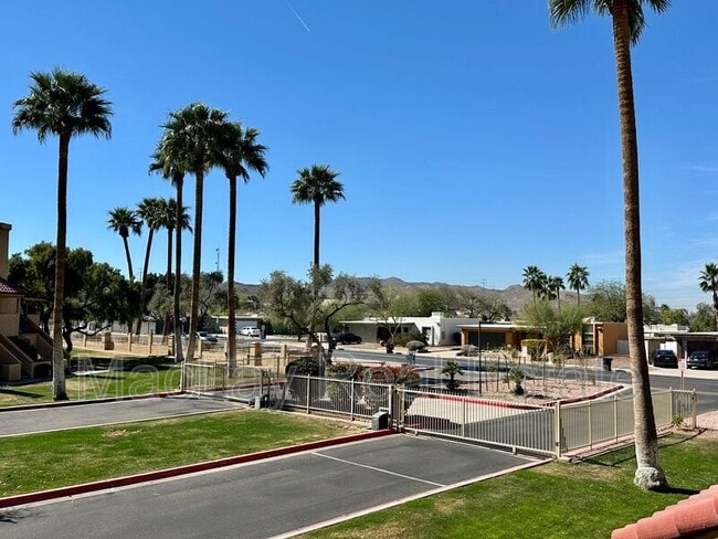 Foto del edificio - 4901 S Calle Los Cerros Dr