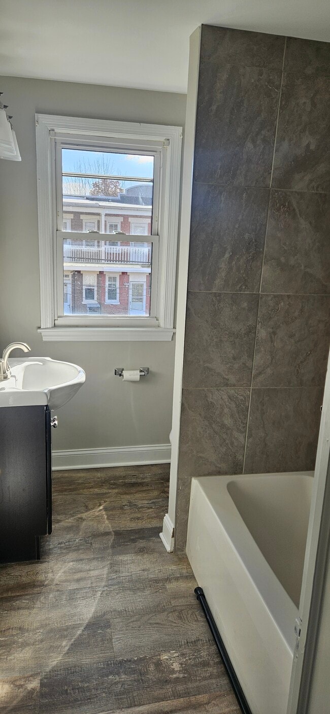 Foto del edificio - 534 E Frederick St