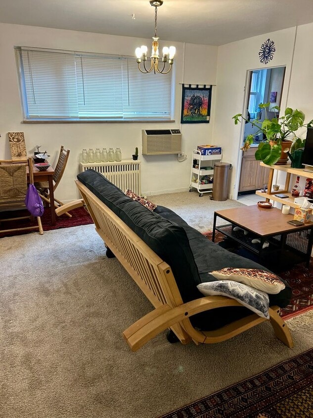 Primary Photo - Lovely Large Studio/1 bedroom in Shadyside