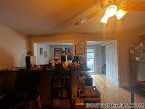 Building Photo - 161 Bennington St