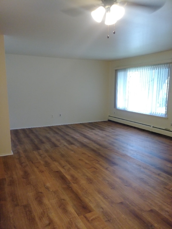 553 E Lewiston Ave Unit 202, Ferndale, MI 48220 Room for Rent in