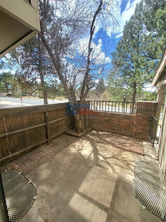 Building Photo - 2783 W Long Dr