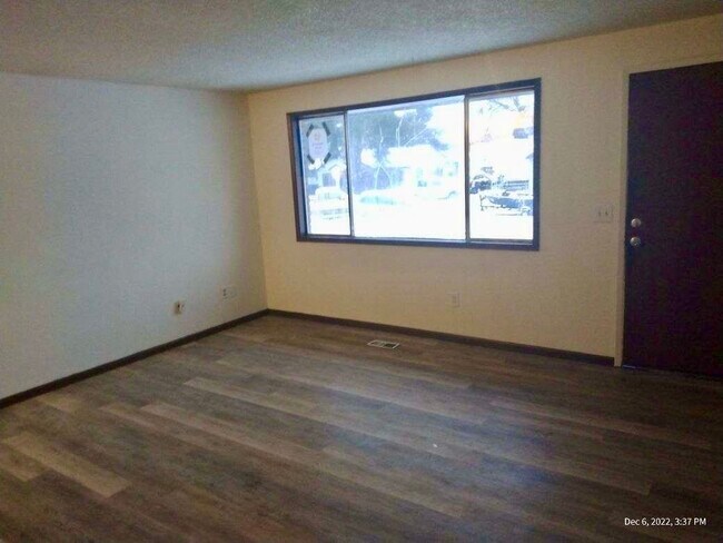 Foto del edificio - 1226 E North Ave