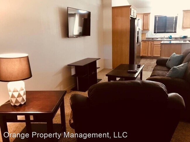Foto del edificio - 3 br, 2 bath House - 101 8th Street