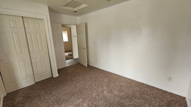 Building Photo - 723 Spring Meadow Ct