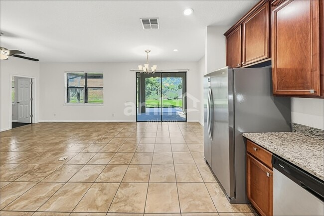 Building Photo - 5562 107th Terrace E