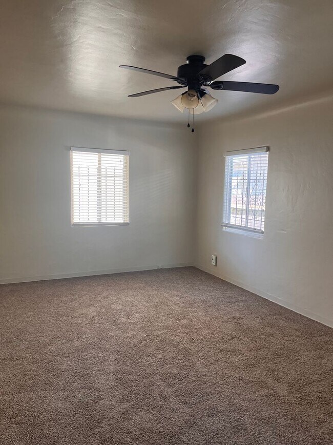 Foto del edificio - Available Now!! Delightful 1 bedroom, 1 ba...