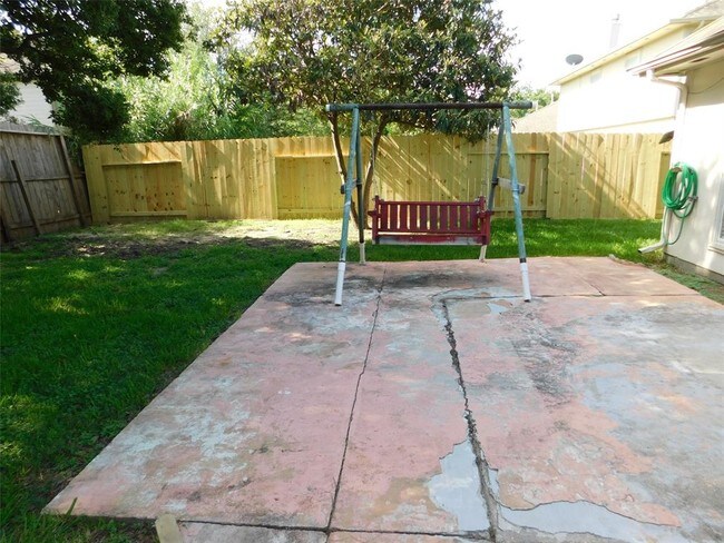 Foto del edificio - 409 Stockbridge Ln