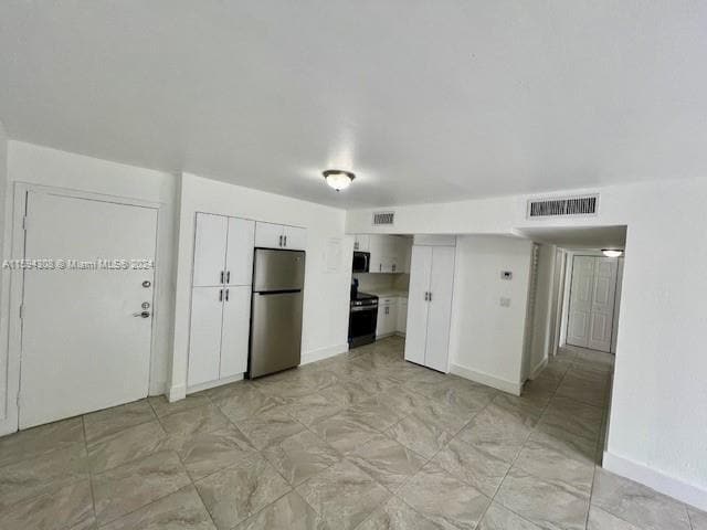 Building Photo - 210 Fontainebleau Blvd