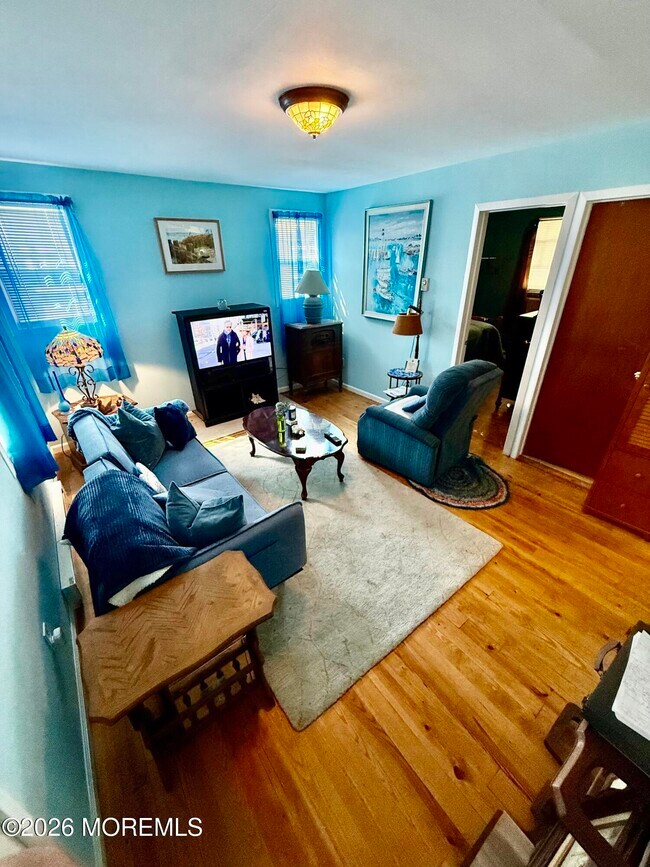 Foto del edificio - 429 Tappan St