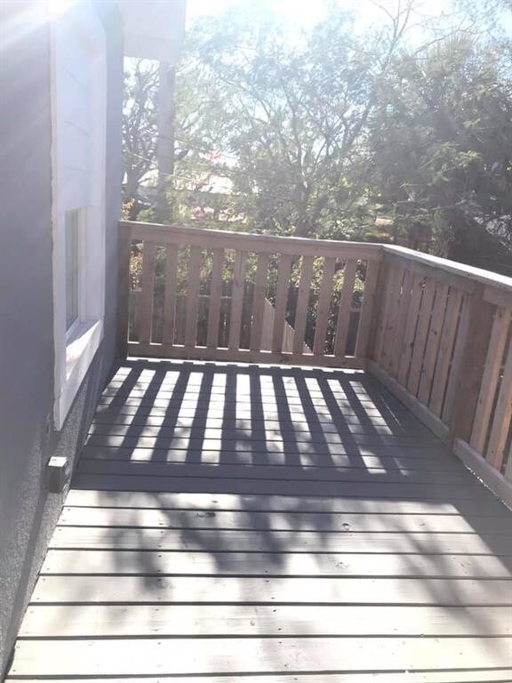 Foto del edificio - 331 W Wilson Ave